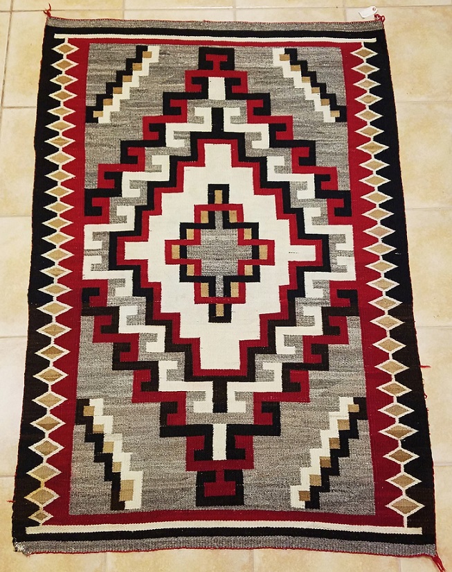 Early Navajo Kalegeto Rug for Sale