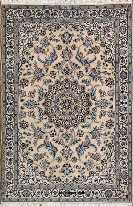 Nain Oriental Rug